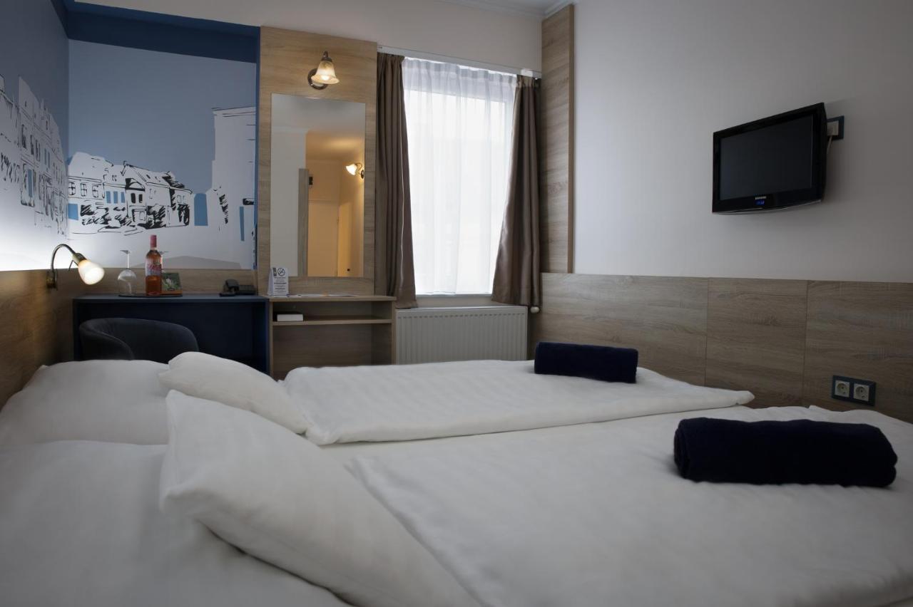 Hotel Irottkoe Koszeg Luaran gambar