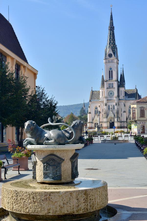 Hotel Irottkoe Koszeg Luaran gambar