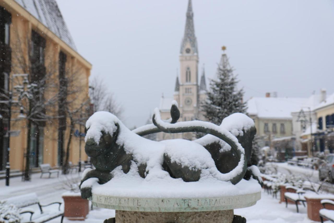 Hotel Irottkoe Koszeg Luaran gambar