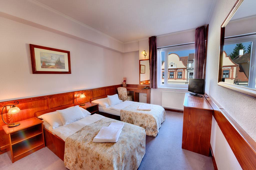 Hotel Irottkoe Koszeg Luaran gambar